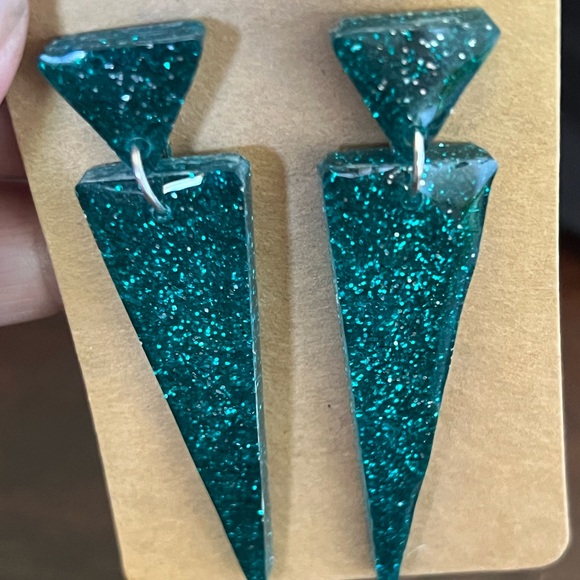 Handmade Elegant Green/Blue Glitter Earrings - Picture 4 of 5